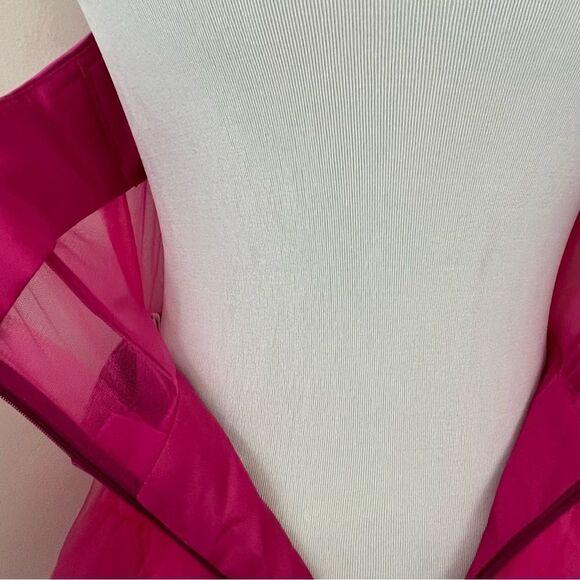 Fuchsia Pink Tulle Evening/ Prom Gown Corset Style Sheer S - Picture 9 of 9